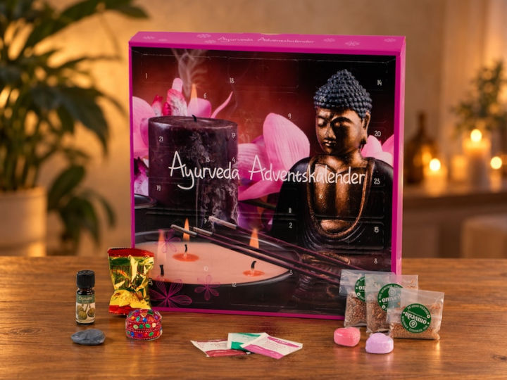 Ayurveda adventskalender 2026 med rosa förpackning och 24 luckor